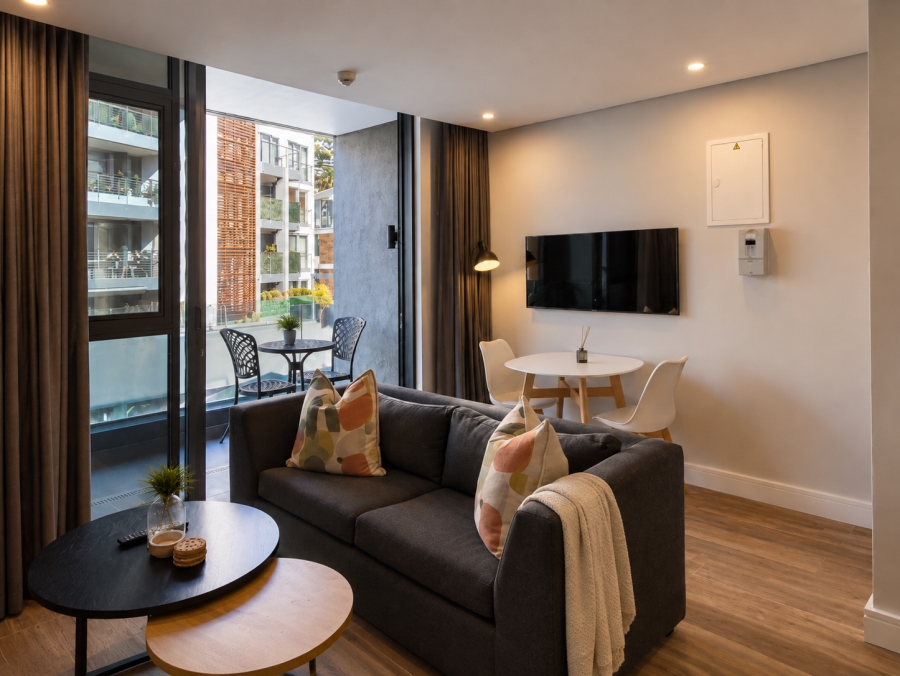 1 Bedroom Property for Sale in Sea Point Western Cape